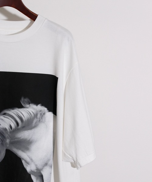 JANESMITH（ジェーンスミス）の「JANESMITH ジェーンスミス / HORSE No.1 SHORT SLEEVE T-SHIRT グラフィックプリントビッグシルエットTシャツ / 22WCT-#452S-SL（Tシャツ/カットソー・レディース・ホワイト/ブラック・SMALL/MEDIUM/LARGE/X-LARGE）」の7枚目の写真