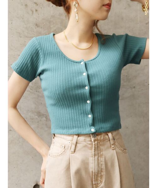 EVRIS（エヴリス）の「フロントボタンショートTEE（Tシャツ/カットソー・レディース・ホワイト/ブラック/パープル/グリーン・FREE）」の3枚目の写真