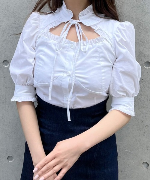 TITTY&CO.（ティティーアンドコー）の「【TITTY&CO.】デコルテフリルリボンタイ5分袖シャツ（シャツ/ブラウス・レディース・ホワイト/ブラック・FREE）」の6枚目の写真