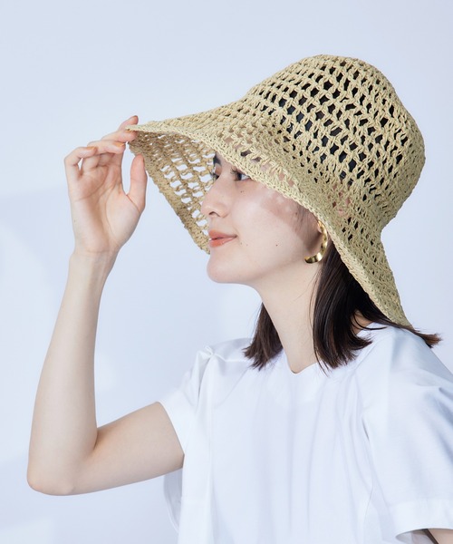 ROPE'(ロペ)の「透かし編みペーパーハット(ハット・レディース・ダークブラウン/ベージュ・FREE)」の2枚目の写真