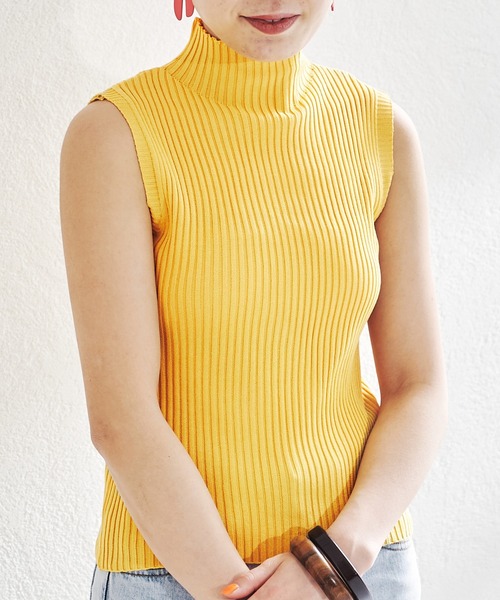 acro（アクロ）の「ボトルネックノースリーブリブニットトップス/AC1453（Tシャツ/カットソー・レディース・ホワイト/ブラック/アイボリー/グリーン/グレー/イエロー・ﾌﾘ-）」の6枚目の写真