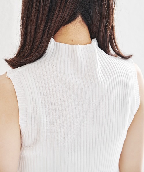 acro（アクロ）の「ボトルネックノースリーブリブニットトップス/AC1453（Tシャツ/カットソー・レディース・ホワイト/ブラック/アイボリー/グリーン/グレー/イエロー・ﾌﾘ-）」の12枚目の写真