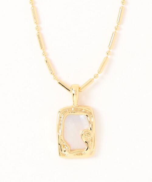 LAC-VERT（ラック・ヴェール）の「スクエアシェルネックレス（ネックレス・レディース・ゴールド・FREE）」の9枚目の写真