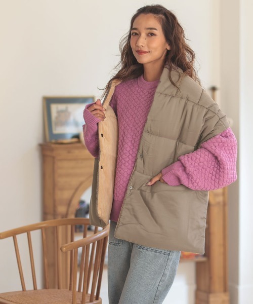 DONOBAN（ドノバン）の「つつみ込むライトストール（ストール/ショール・レディース・ベージュ/チャコール/ネイビー・F）」の10枚目の写真