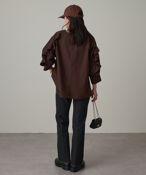 LOUNGEDRESS(ラウンジドレス)の「フレアデニムパンツ(デニムパンツ・レディース・ブラック・23/24/25)」の7枚目の写真