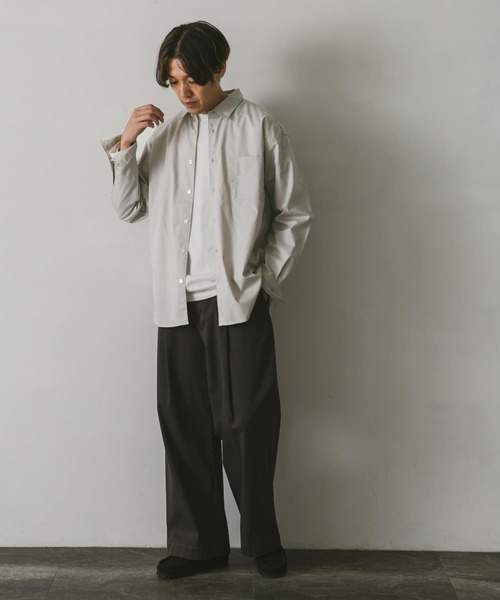 URBAN RESEARCH DOORS(アーバンリサーチドアーズ)の「コットンポプリンレギュラーカラーシャツ(シャツ/ブラウス・メンズ・グレー/ネイビー/バーガンディー・MEDIUM/LARGE)」の7枚目の写真