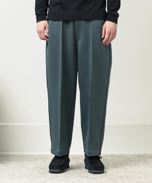 SLICK(スリック)の「ダブルエアニットピンタックイージートラックパンツ(その他パンツ・メンズ・ブラック/グレイッシュベージュ/グリーン・3/2/1)」の3枚目の写真