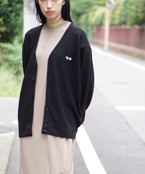 PENNEYS(ぺニーズ)の「PENNEY'S/ペニーズ THE FOX CARDIGAN フォックスカーディガン(ユニセックス)(カーディガン/ボレロ・メンズ・ライトグリーン/ホワイト/ネイビー/ブラック/グリーン/レッド系/マスタード/ブルー系/グリーン系/ベージュ系・LARGE/MEDIUM/SMALL/X-SMALL)」の14枚目の写真