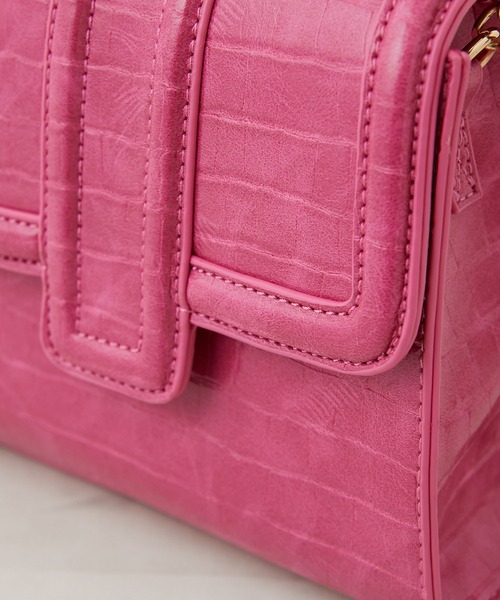 OLIVE des OLIVE（オリーブデオリーブ）の「エンボストリミングバッグ（ショルダーバッグ・レディース・ダークブラウン/ピンク/アイボリー・FREE）」の10枚目の写真