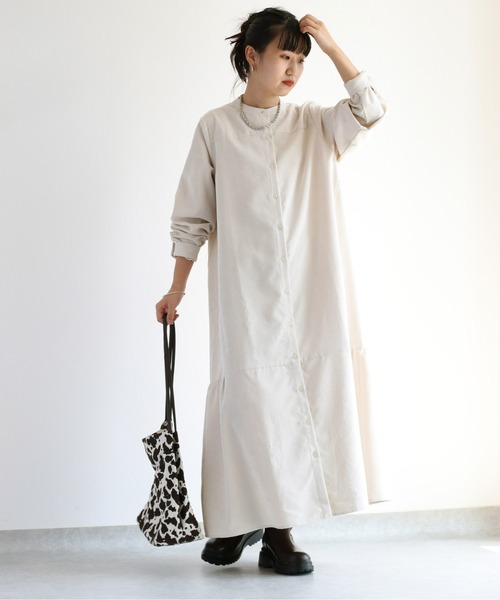 cepo（セポ）の「コーデュロイ バンドカラーギャザーワンピース（シャツワンピース・レディース・オフホワイト/ピンク/チャコール・M）」の19枚目の写真