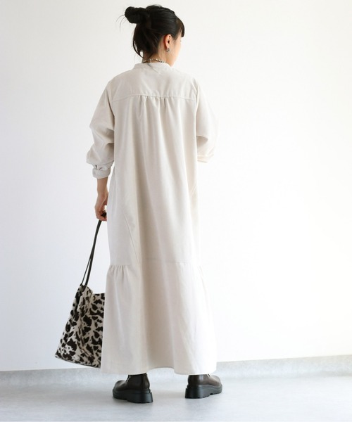 cepo（セポ）の「コーデュロイ バンドカラーギャザーワンピース（シャツワンピース・レディース・オフホワイト/ピンク/チャコール・M）」の13枚目の写真
