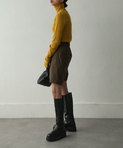 Chillfar(チルファー)の「カラーハイネックニット(ニット/セーター・レディース・ブラック/ブラウン/レッド/ピンク/イエロー/オレンジ/ブルー/グリーン/アイボリー/グレー・FREE)」の22枚目の写真