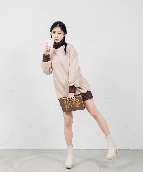 qumerry.（キュメリ）の「裏毛スウェットタートルプルオーバー（スウェット・レディース・ライトブラウン/ベージュ・FREE）」の4枚目の写真