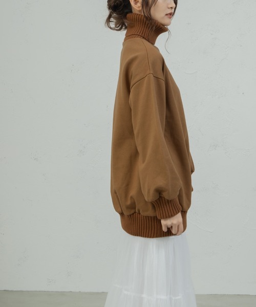 qumerry.（キュメリ）の「裏毛スウェットタートルプルオーバー（スウェット・レディース・ライトブラウン/ベージュ・FREE）」の11枚目の写真