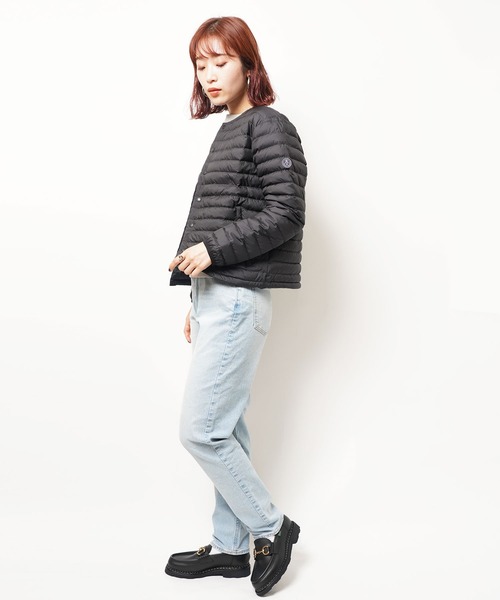 ORCIVAL（オーシバル）の「INNER DOWN CREWNECK JACKET（ノーカラージャケット・レディース・ブラック/ベージュ系その他・1/2）」の6枚目の写真