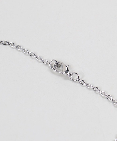 SPINNS（スピンズ）の「PICモチーフ チェーンネックレス（ネックレス・メンズ・アンティークシルバー・ONESIZE）」の4枚目の写真