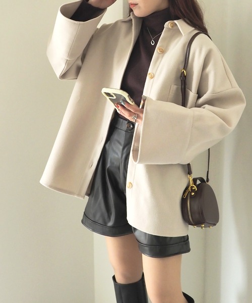 Riberry(リベリー)の「フェイクウールワイドスリーブジャケット(その他アウター・レディース・ライトベージュ/チャコールグレー・MEDIUM)」の2枚目の写真