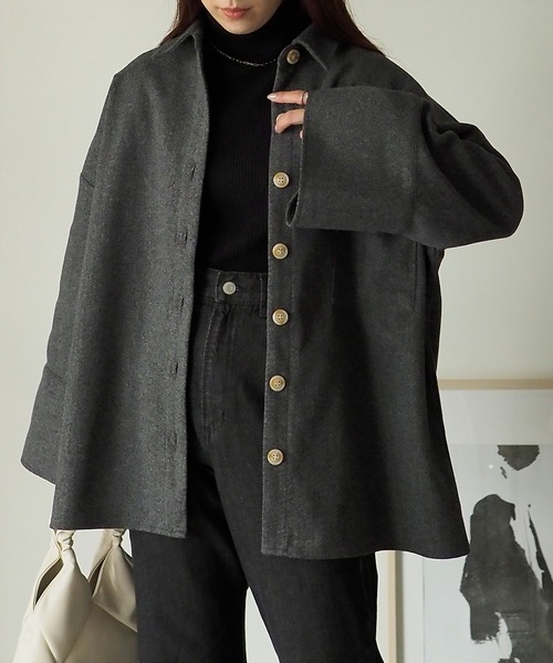 Riberry(リベリー)の「フェイクウールワイドスリーブジャケット(その他アウター・レディース・ライトベージュ/チャコールグレー・MEDIUM)」の7枚目の写真