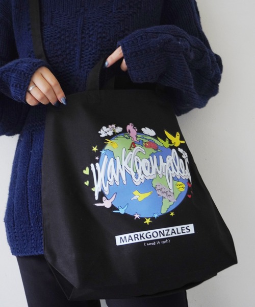 （What it isNt）ART BY MARKGONZALES（ワットイットイズント）の「【 （What it isNt）ART BY MARKGONZALES / (ワットイットイズント) アートバイ マークゴンザレス 】 ショルダー付き トートバッグ（ショルダーバッグ・メンズ・ブラック/オフホワイト・FREE）」の2枚目の写真