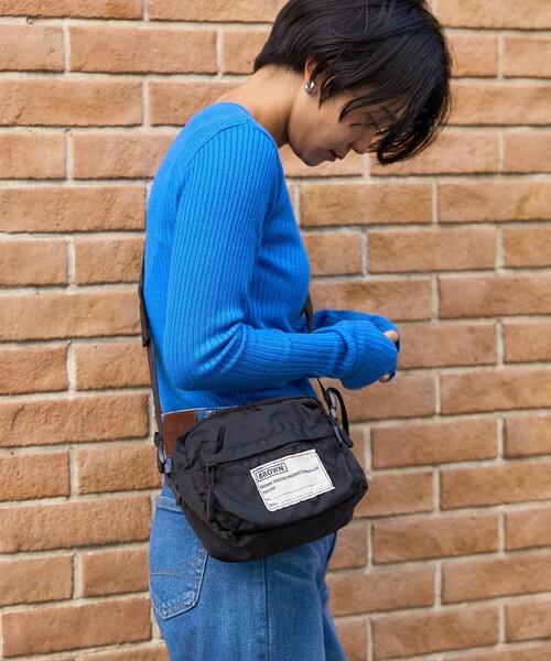 FREAK'S STORE（フリークスストア）の「BROWN × FREAK'S STORE/ブラウン 別注カメラバック（ショルダーバッグ・レディース・ブラック/オフホワイト・ONE SIZE）」の11枚目の写真
