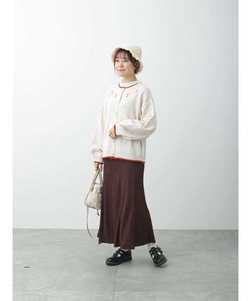 ehka sopo（エヘカソポ）の「レースハイネックプルオーバー（Tシャツ/カットソー・レディース・キナリ/チャコール/サックスブルー/オフホワイト・ﾌﾘ-）」の8枚目の写真