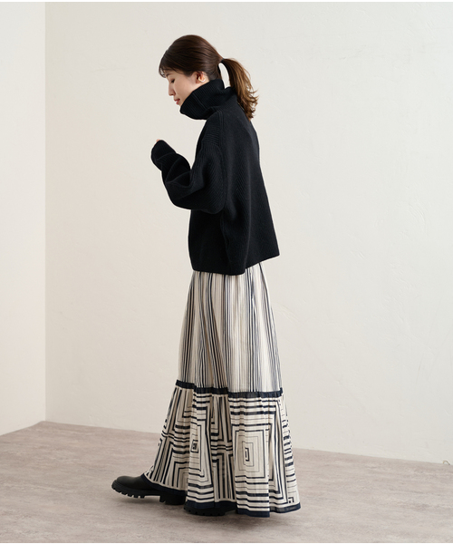JOURNAL STANDARD(ジャーナルスタンダード)の「クロップドハイネックアゼプルオーバー(ニット/セーター・レディース・ブラック/ブラウン/ラベンダー・FREE)」の9枚目の写真