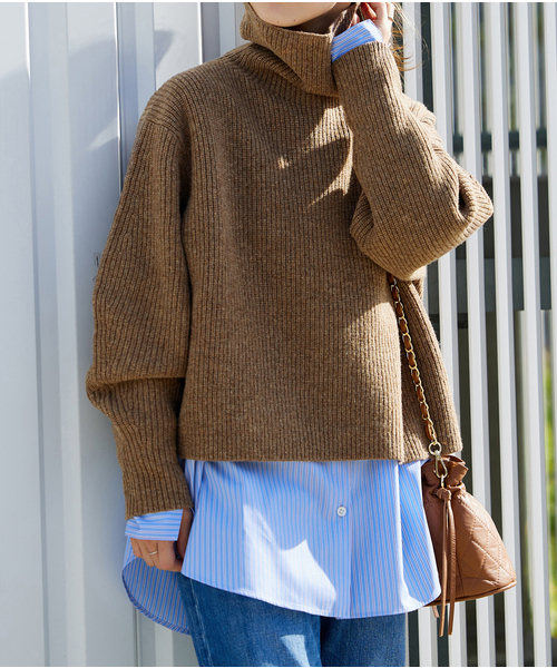 JOURNAL STANDARD(ジャーナルスタンダード)の「クロップドハイネックアゼプルオーバー(ニット/セーター・レディース・ブラック/ブラウン/ラベンダー・FREE)」の6枚目の写真