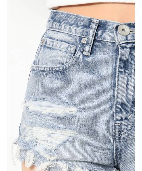 GYDA(ジェイダ)の「J/Wダメージデニムショートパンツ(デニムパンツ・レディース・インディゴブルー/ライトブルー・X-SMALL/SMALL/MEDIUM/LARGE)」の7枚目の写真