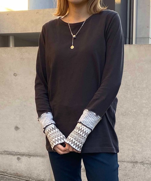 NANEA(ナネア)の「ガーゼ天竺・袖口切り替えクルーネックT(Tシャツ/カットソー・レディース・チャコールグレー/オフホワイト/杢グレー/オレンジ/パープル/グリーン・ONE SIZE)」の2枚目の写真