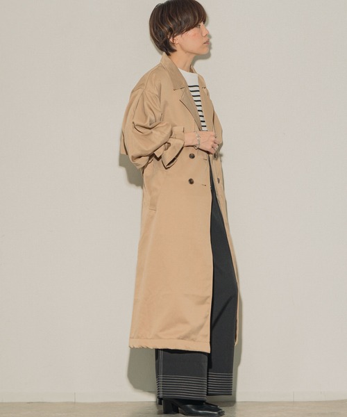 ottilie（オティーリエ）の「ottilie ボリュームスリーブトレンチ（トレンチコート・レディース・グレイッシュベージュ/ベージュ/アイボリー・FREE）」の2枚目の写真
