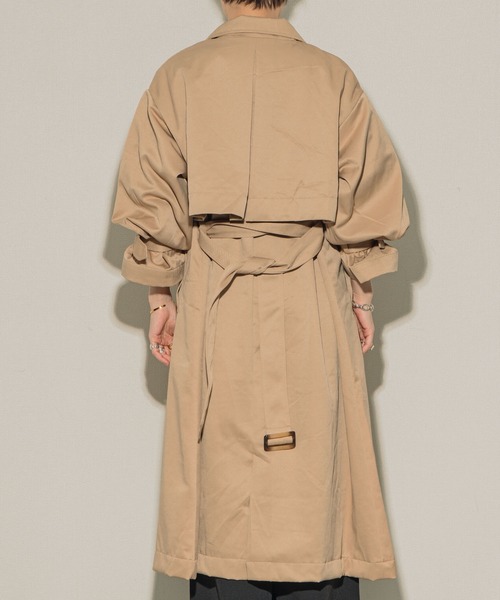 ottilie（オティーリエ）の「ottilie ボリュームスリーブトレンチ（トレンチコート・レディース・グレイッシュベージュ/ベージュ/アイボリー・FREE）」の14枚目の写真
