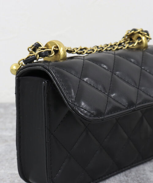 fredy emue(フレディエミュ)の「キルトスクエアミニポシェット(ショルダーバッグ・レディース・オフホワイト/ブラック・FREE)」の6枚目の写真