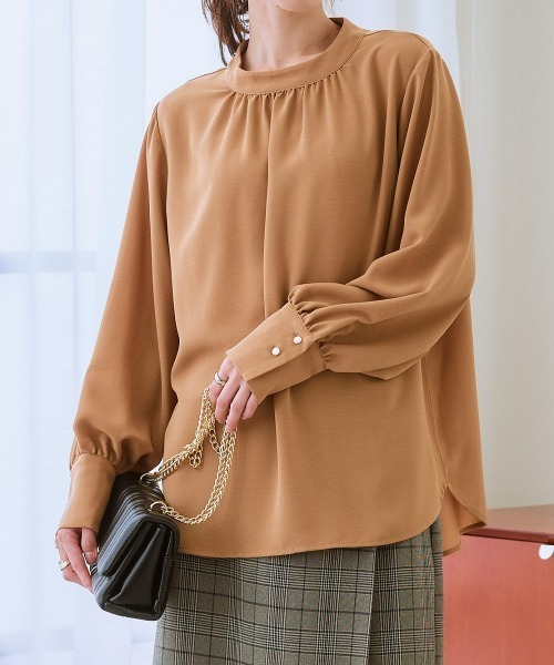 7days Life Styling（セブンデイズライフスタイリング）の「【とろみ素材】バルーンスリーブブラウス（シャツ/ブラウス・レディース・ブルー/キナリ/ブラック/キャメル/ピンク系/ボルドー/オフホワイト・LL/S/M/L/3L）」の5枚目の写真