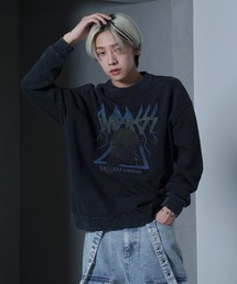 オーバーサイズピグメントプリントトレーナー