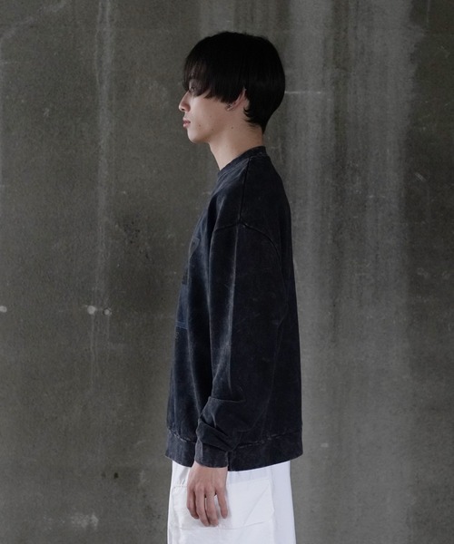 G.O.C(ジーオーシー)の「オーバーサイズピグメントプリントトレーナー(スウェット・メンズ・ブラック/ブラック系その他/ブラック系その他2・LARGE/MEDIUM)」の22枚目の写真