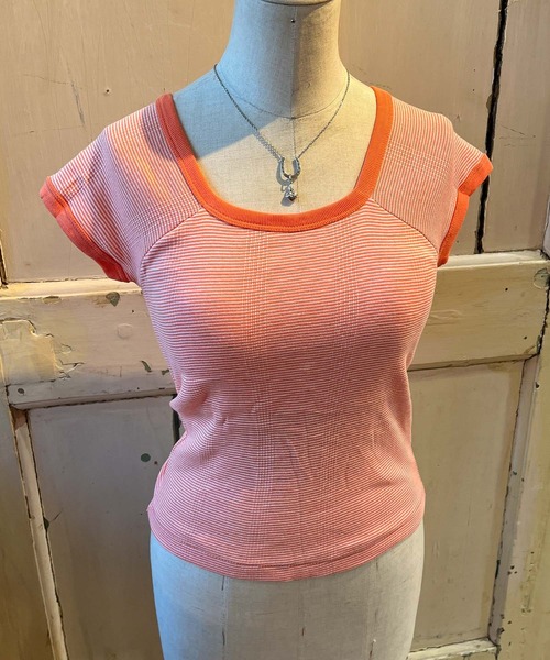 MILLER(ミラー)の「【 Robert P. Miller / ロバート・ピー・ミラー 】カップ付き バックオープン フレンチスリーブ リブ Tシャツ RM221-2009 French Sleeve Tee RM221-2009 DRE(Tシャツ/カットソー・レディース・ブルー/パープル/オレンジ/グリーン/ライトグリーン/オレンジ系/ライトブルー/ダークグリーン/ブラウン・FREE)」の9枚目の写真