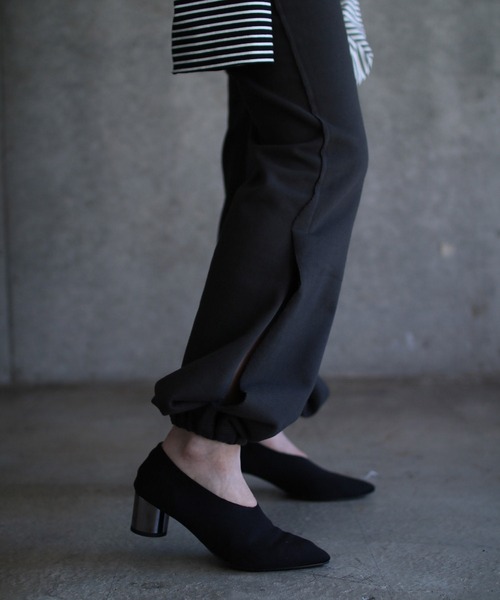 NODOKNITS ノードニット の Dancer Pumps Black パンプス