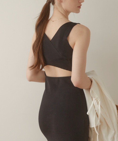 ACYM(アシーム)の「Back open cross ワンピース(ワンピース・レディース・ブラック/ベージュ/ピンク/カーキ・FREE)」の21枚目の写真