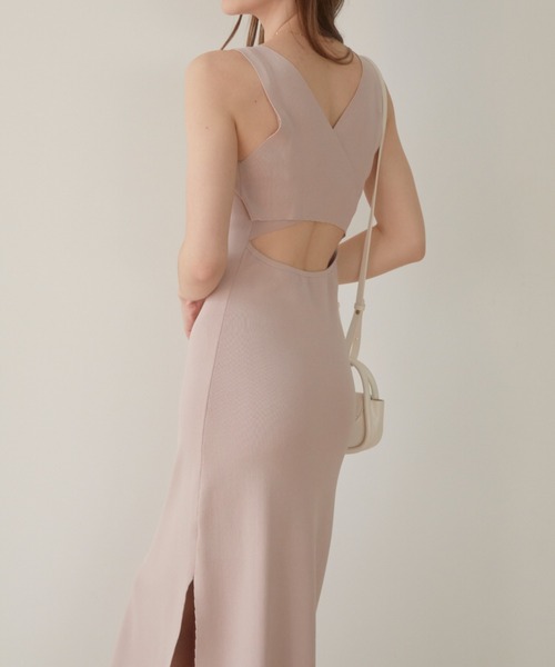 ACYM(アシーム)の「Back open cross ワンピース(ワンピース・レディース・ブラック/ベージュ/ピンク/カーキ・FREE)」の16枚目の写真