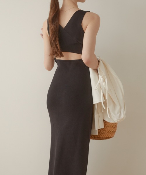 ACYM アシーム　Back open knitワンピース ブラック セール】Back open cross ワンピース（ワンピース）｜ACYM