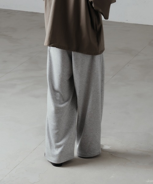 epnok（エプノック）の「センターシームスウェットスラックスパンツ（スウェットパンツ・メンズ・ブラック/杢グレー/オートミール・LARGE/SMALL/MEDIUM）」の6枚目の写真