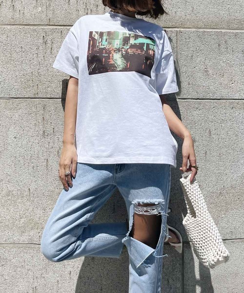 esutoreja(エストレジャ)の「プリントTシャツ(Tシャツ/カットソー・レディース・ブラック/グリーン・FREE)」の4枚目の写真