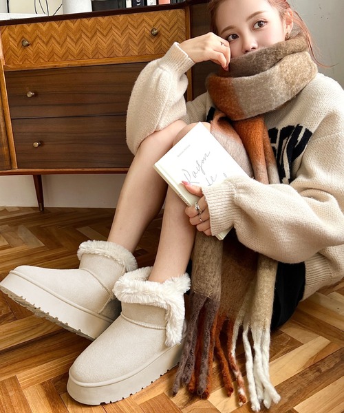 moment+（モーメントプラス）の「フェイクムートンブーツ（ブーツ