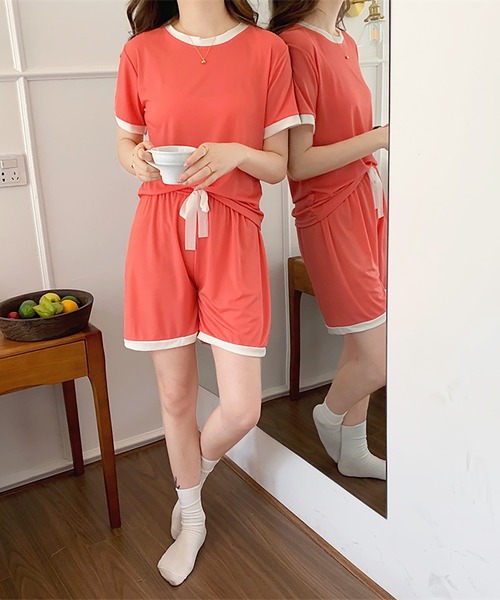 Girly Doll(ガーリードール)の「セットアップ ルームウェア Tシャツ&ショートパンツ 2点セット(ルームウェア/パジャマ・レディース・ブルー/グリーン/ピンク/パープル・FREE)」の13枚目の写真
