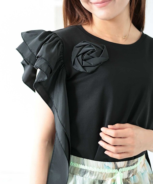 Sawa a la mode(サワアラモード)の「薔薇モチーフトップス(Tシャツ/カットソー・レディース・ブルー/ブラック/ホワイト/ピンク・FREE)」の2枚目の写真