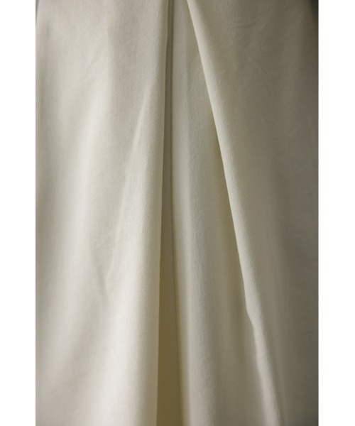 STYLEMIXER(スタイルミキサー)の「フォルムスリーブウエストタックワンピース(ワンピース・レディース・ブラック/サックスブルー/アイボリー・MEDIUM/SMALL)」の12枚目の写真