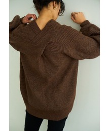 バッククロスニットプルオーバー