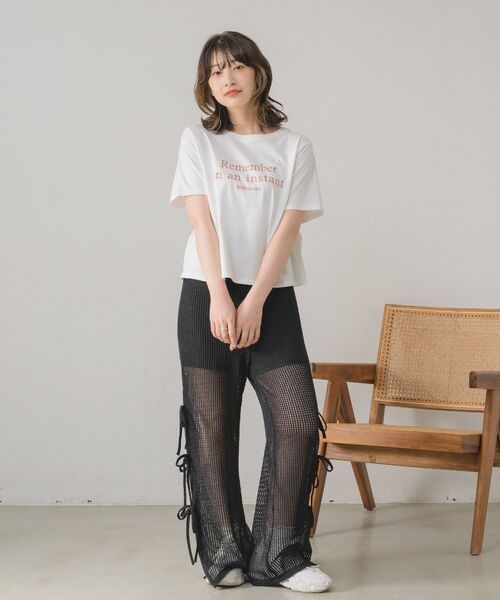 RETRO GIRL(レトロガール)の「ロゴ刺繍アソートTee(Tシャツ/カットソー・レディース・ホワイト/チャコールグレー/ブルー・FREE)」の4枚目の写真
