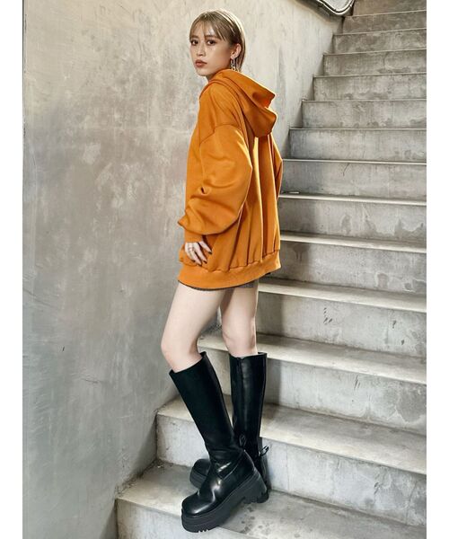 MURUA（ムルーア）の「カラーコードフーディ【WEB限定パーカー】（パーカー・レディース・ホワイト/ブラック/ネイビー/オレンジ・FREE）」の7枚目の写真