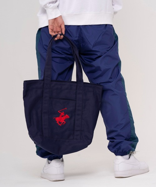 BEVERLY HILLS POLO CLUB(ビバリーヒルズポロクラブ)の「BEVERLY HILLS POLO CLUB/ビバリーヒルズポロクラブ 大容量 A4収納可能 PC収納可能 ブランド ロゴ ポニー 刺繍 BHPC キャンバス トートバッグ(トートバッグ・レディース・ホワイト×ネイビー/ブラック/ネイビー/ベージュ/ホワイト×グリーン/ホワイト×ピンク/ホワイト系その他・FREE)」の7枚目の写真